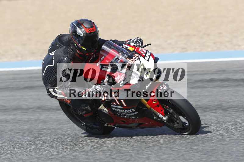 /Archiv-2025/01 24.-27.01.2025 Moto Center Thun Jerez/rot-red/37